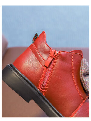 Giày boot cho bé màu đỏ GBT101