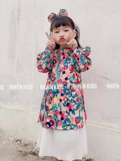 Áo dài cách tân tay phồng hoa nhí cho bé gái