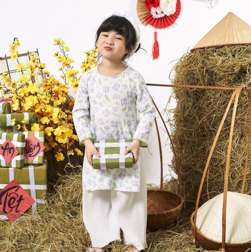 Áo dài truyền thống gấm sốp bé gái Áo dài truyền thống