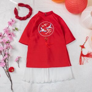 Bộ áo dài bé gái chim én